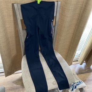 Fabletics black leggings with zippers